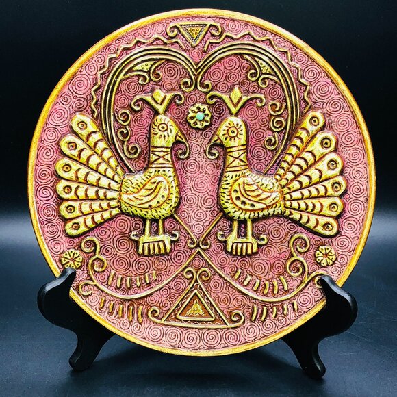 Vintage LODDO DORGALI Chartreuse Peacock Couple Pottery Wall Hanging - Picture 1 of 10